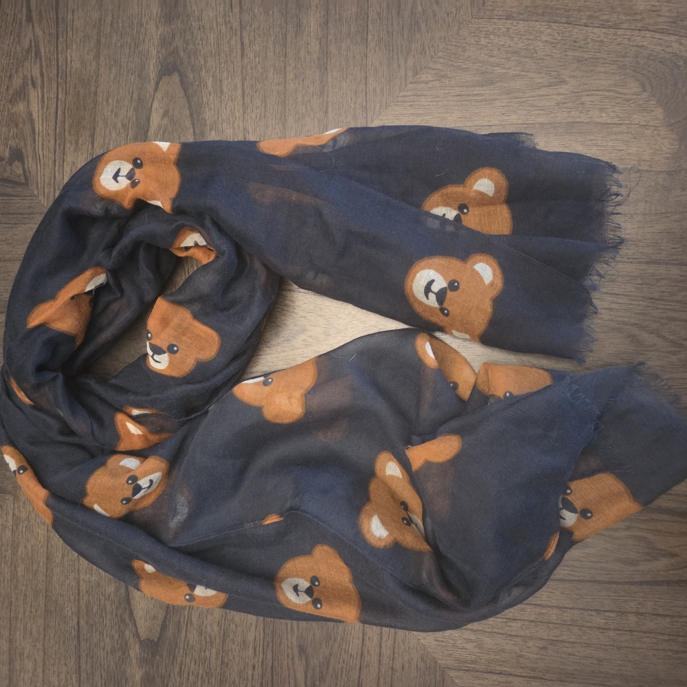 Cute Bear Print Scarf
